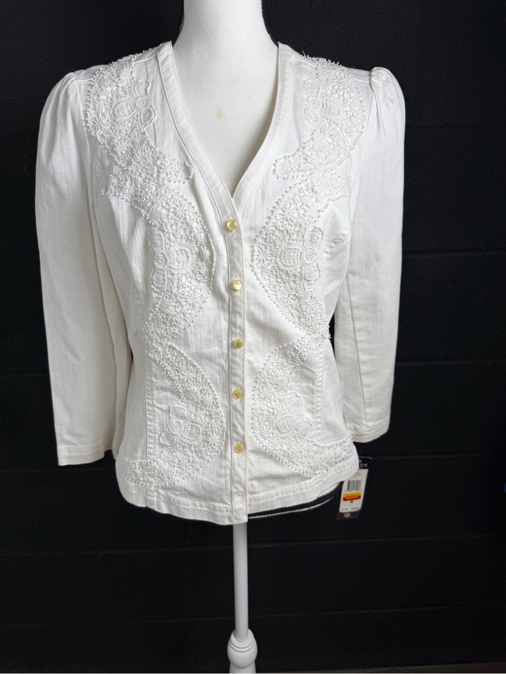 Chaps White Embroidered Button-Front Women’s Shirt/Jacket , puff sleeve NWT Med